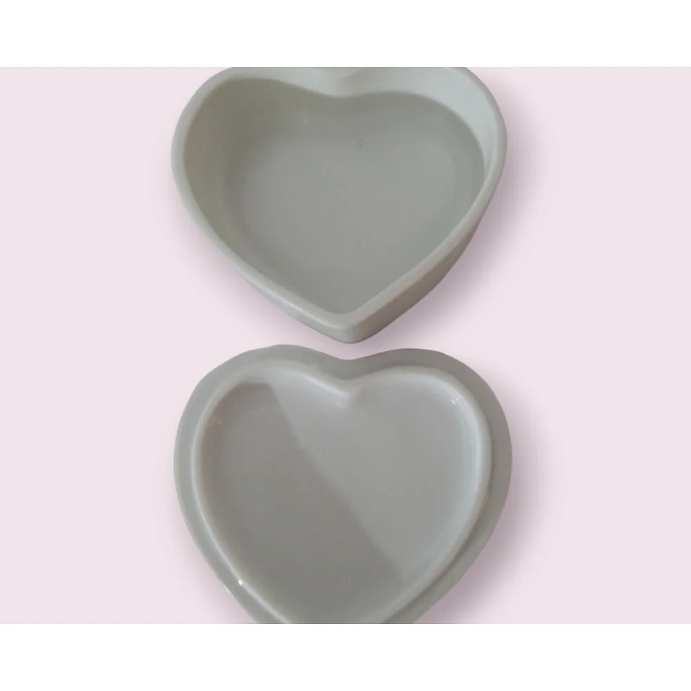 Vintage 1995 Precious Moments Jewelry Box Heart Shaped White Pink (NEW)